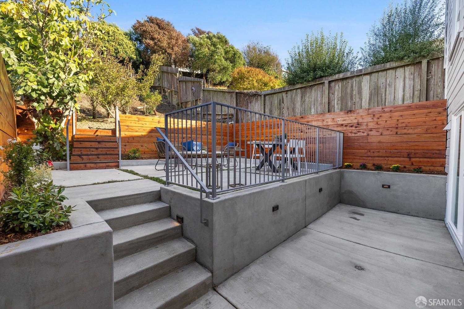 67 Gladstone Drive