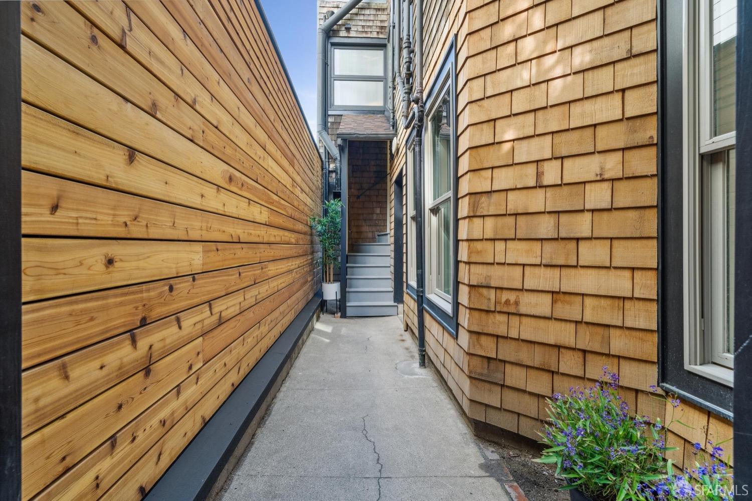 136 Parnassus Avenue # 4