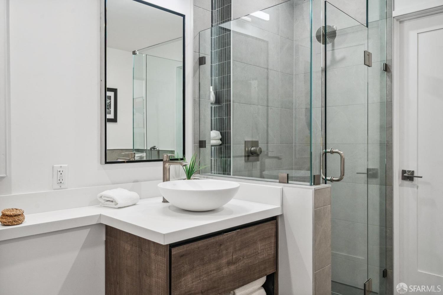 136 Parnassus Avenue # 4
