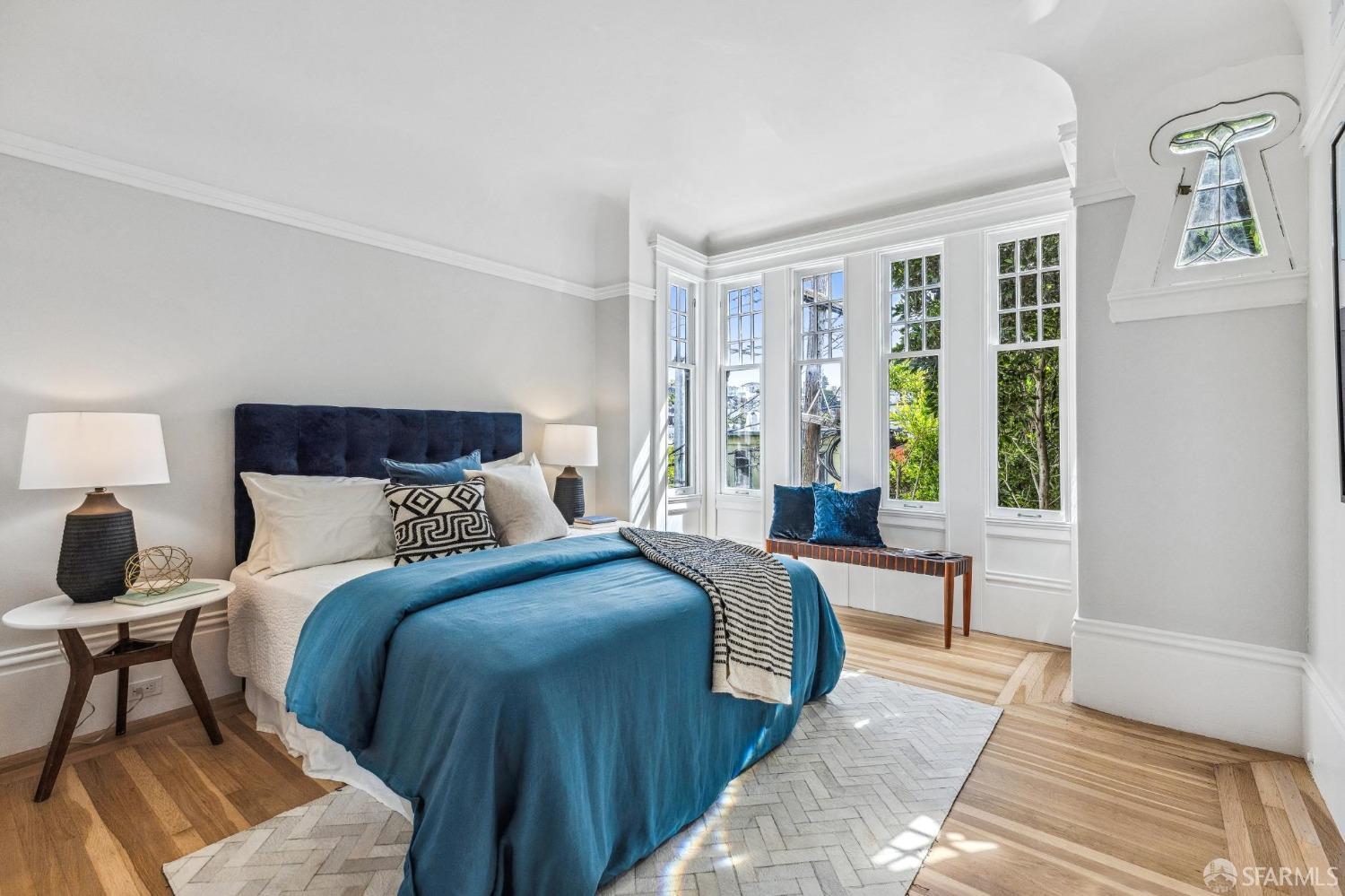 136 Parnassus Street # 2