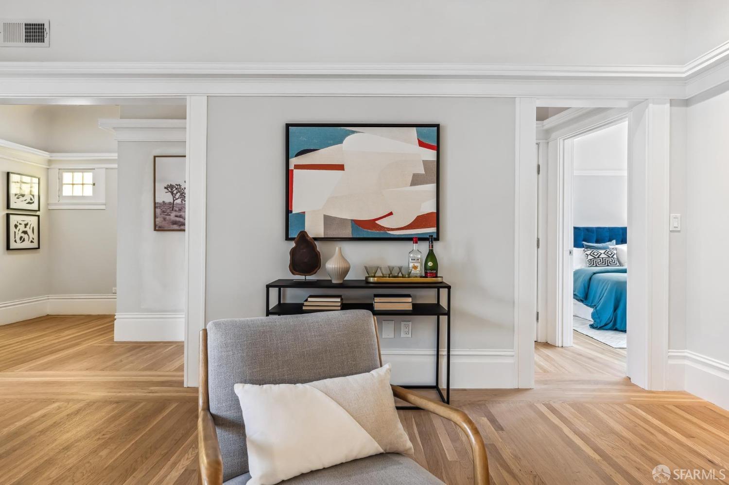 136 Parnassus Street # 2