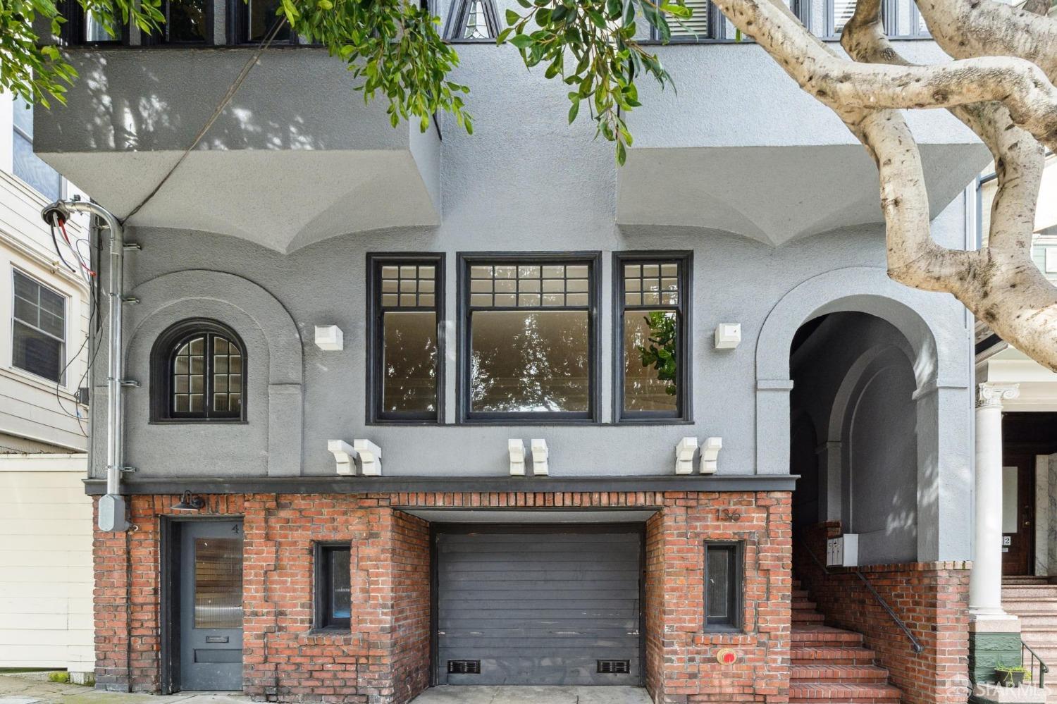 136 Parnassus Street # 2