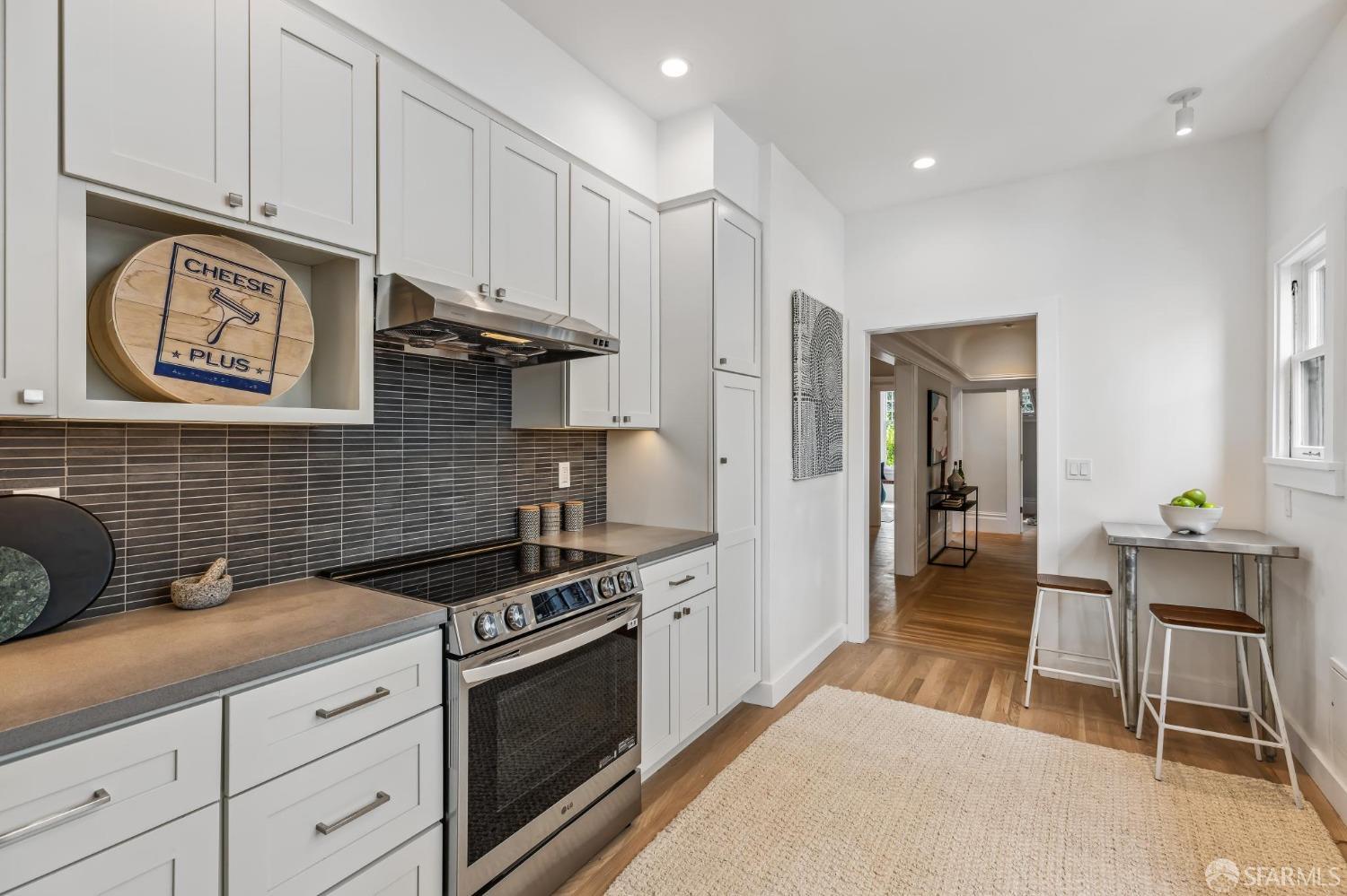 136 Parnassus Street # 2
