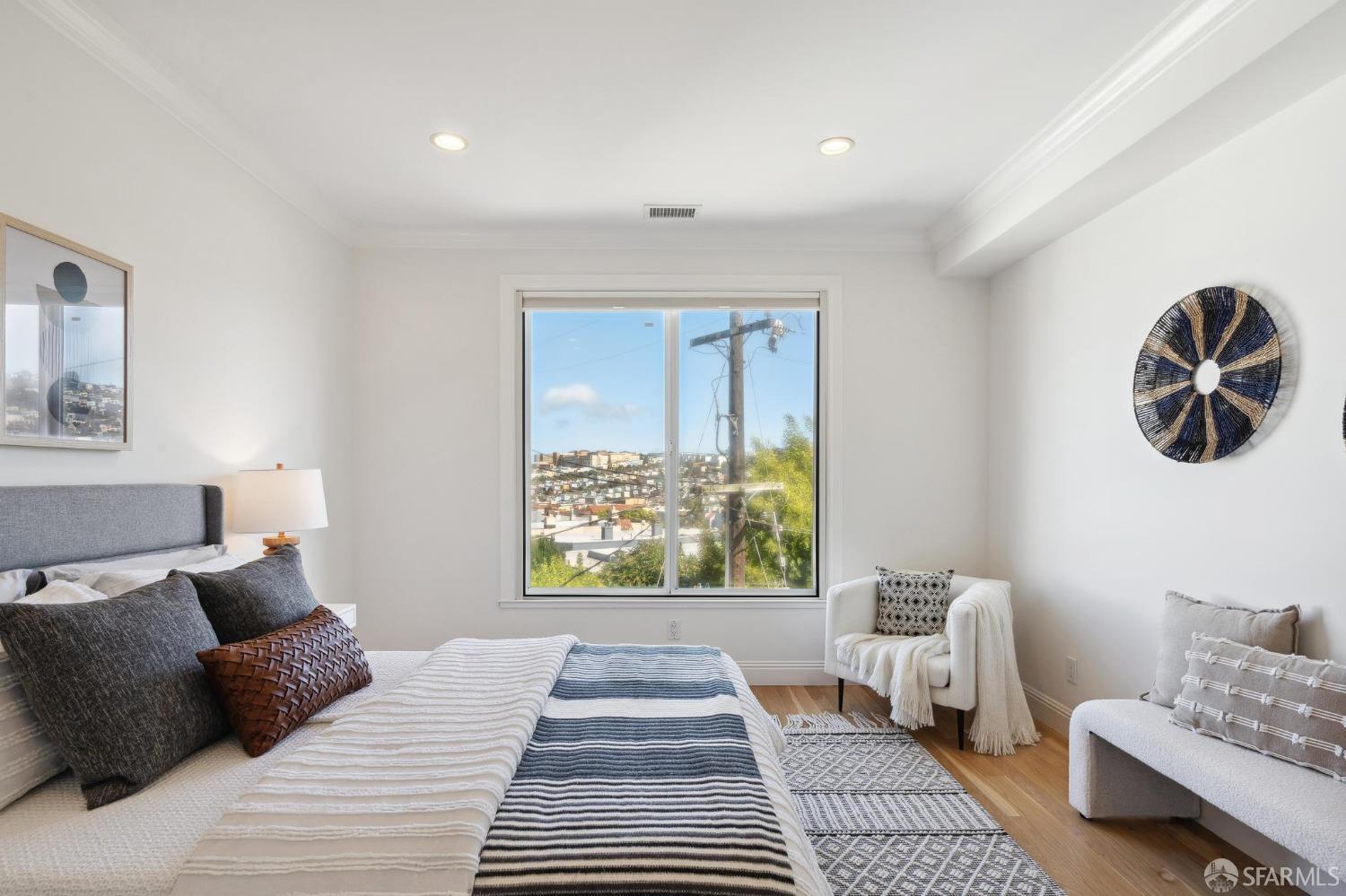 4005 Mission Street # 2