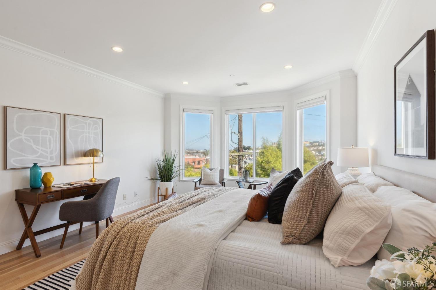 4005 Mission Street # 2