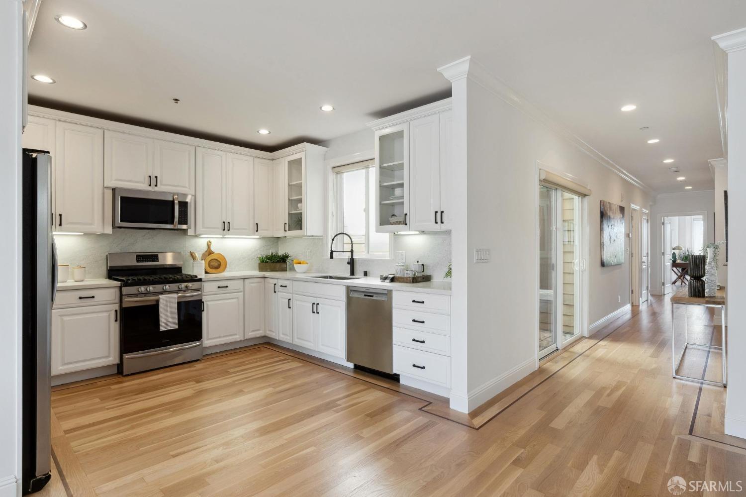 4005 Mission Street # 2