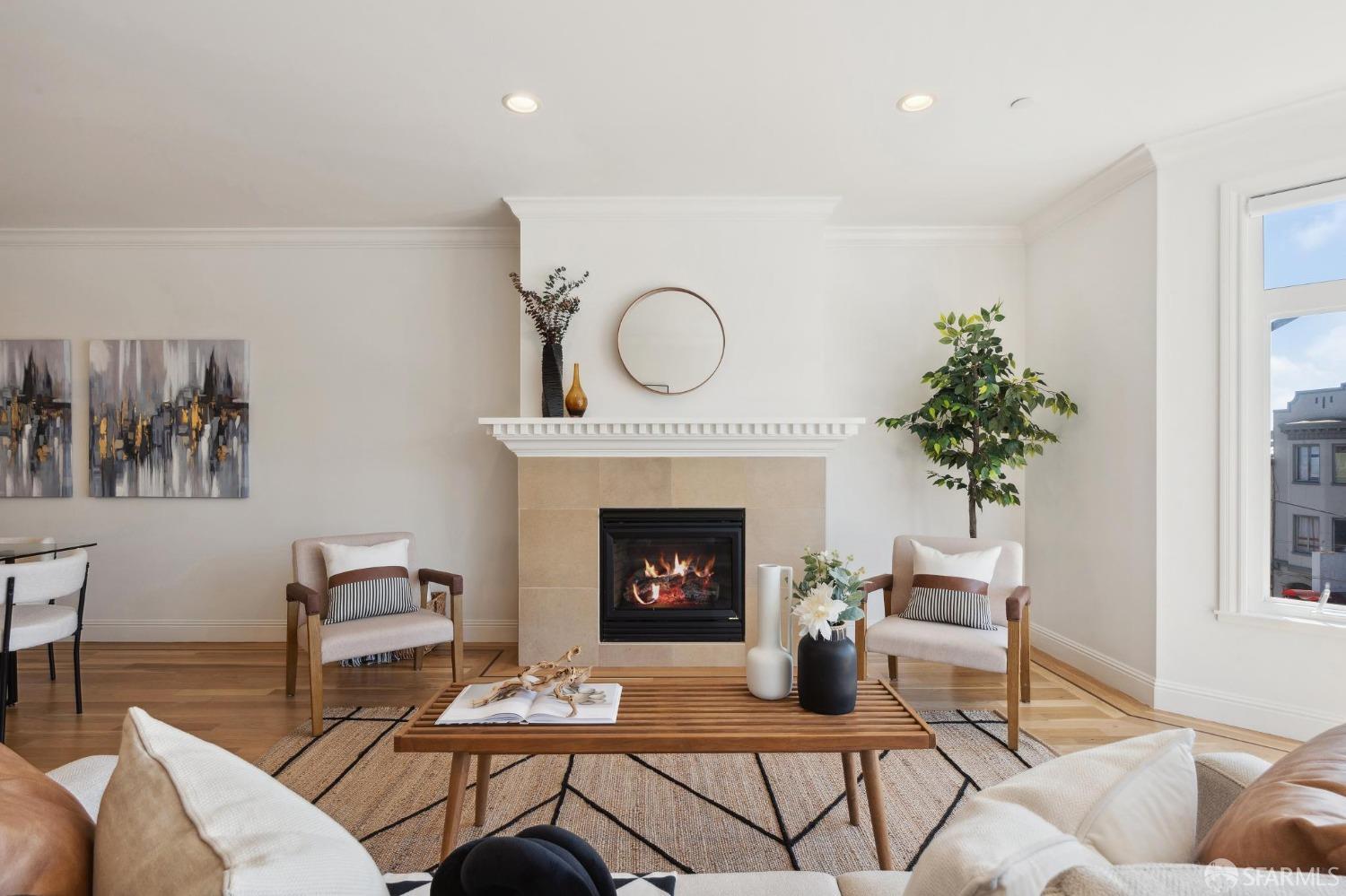 4005 Mission Street # 2