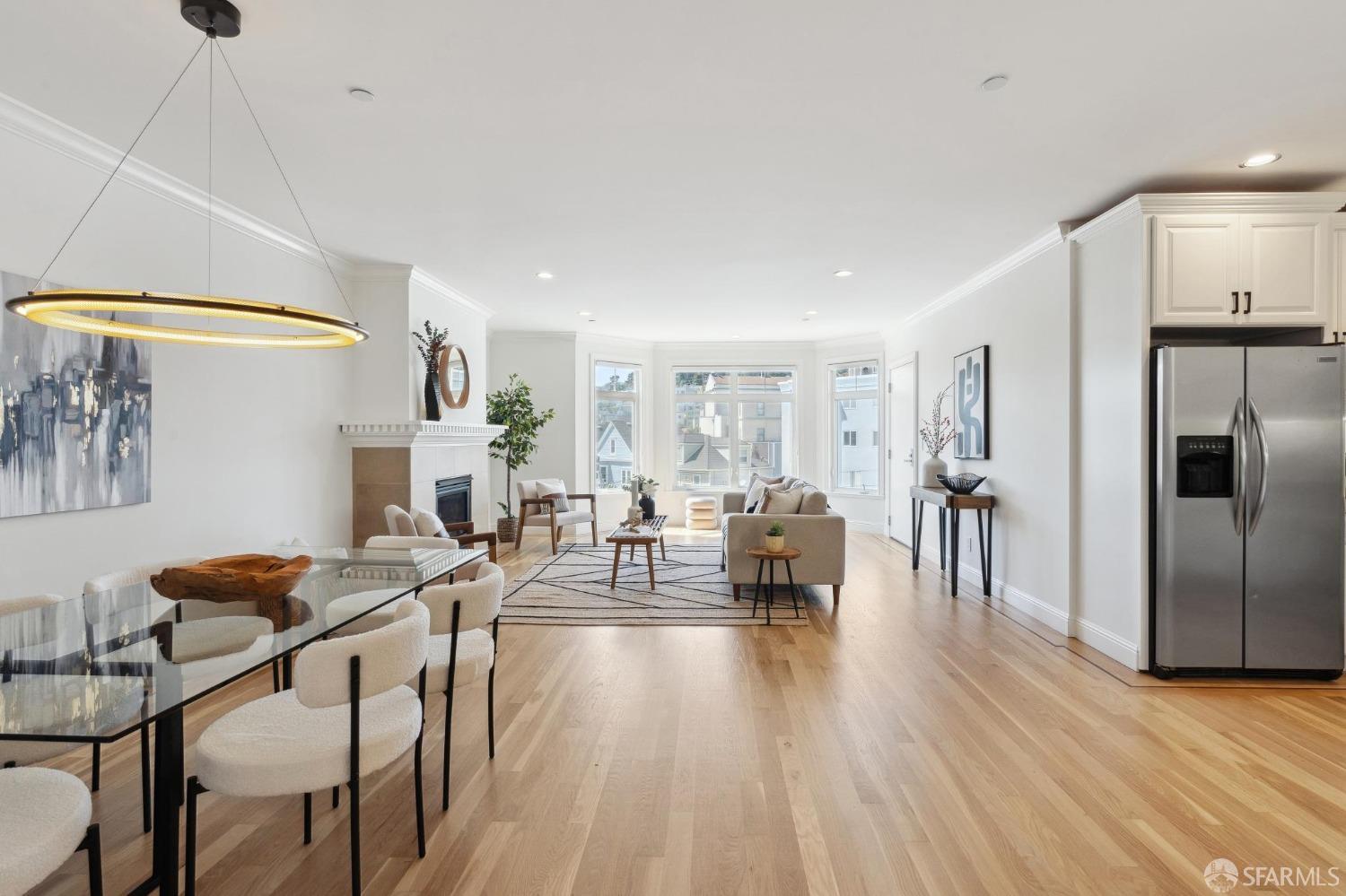 4005 Mission Street # 2