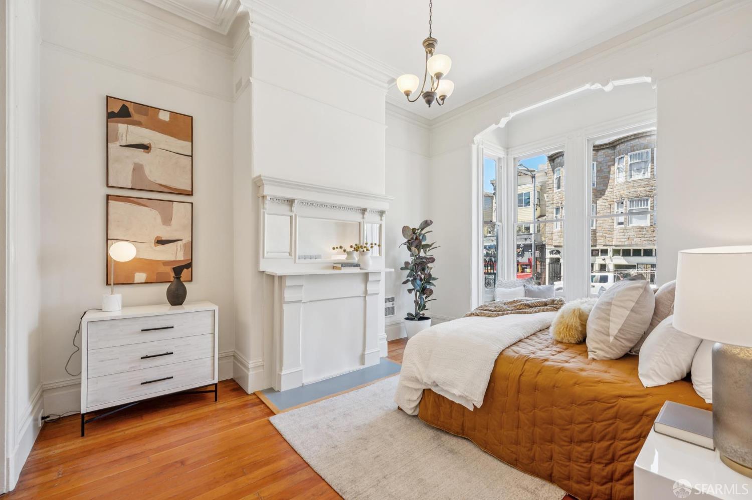 565 Haight Street