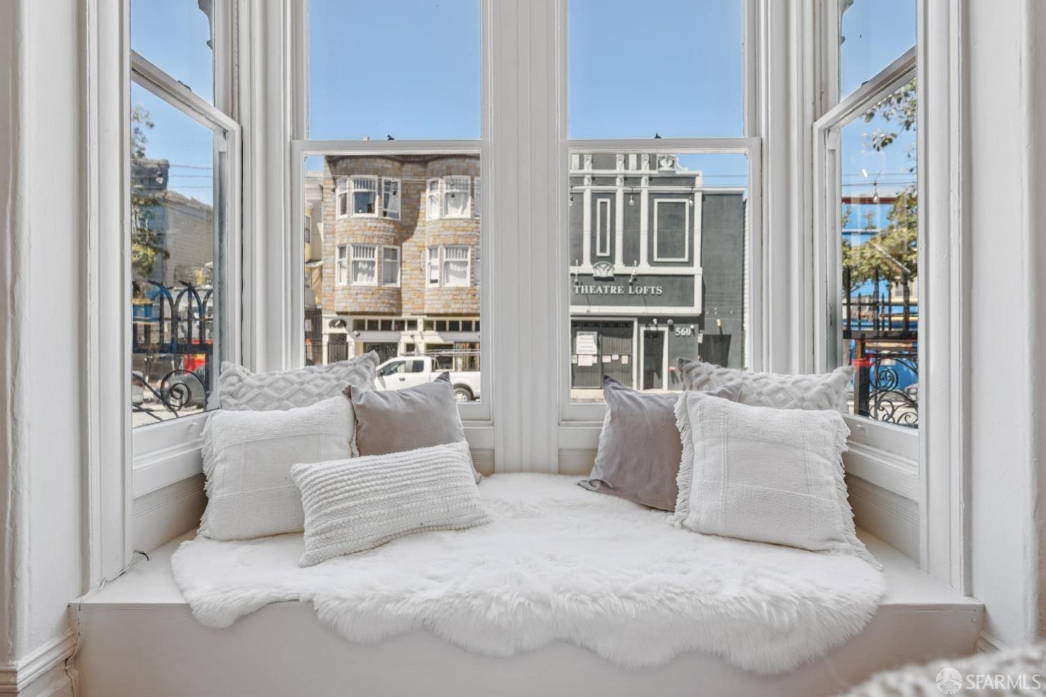565 Haight Street
