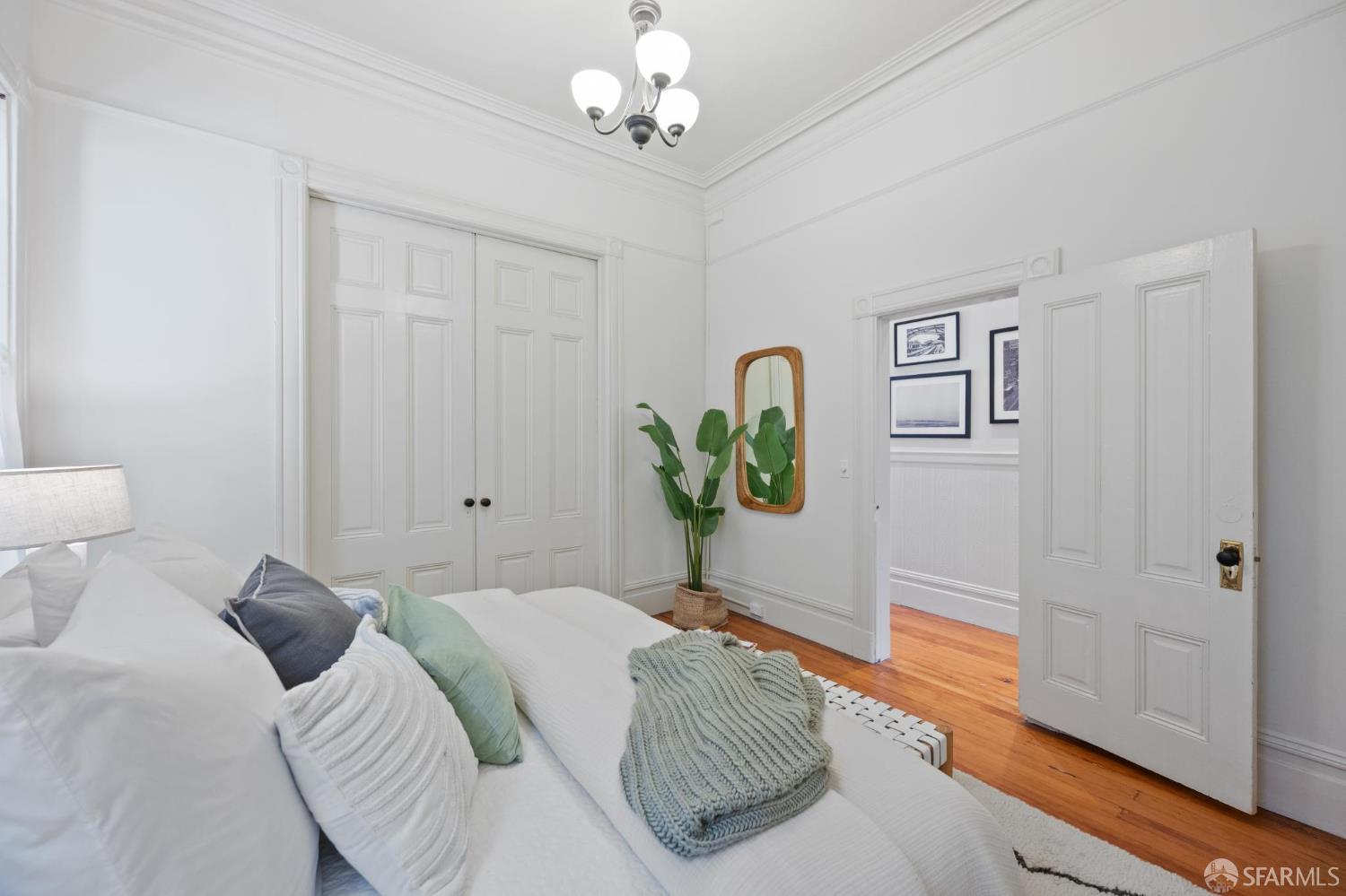 565 Haight Street