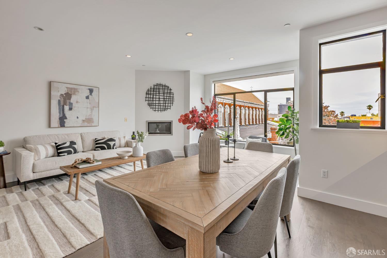 413 Valencia Street # 303