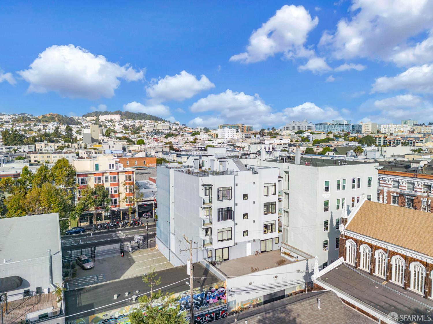 413 Valencia Street # 303