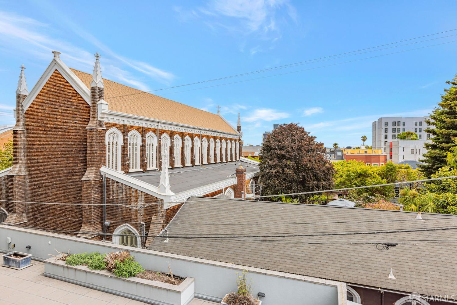 413 Valencia Street # 303