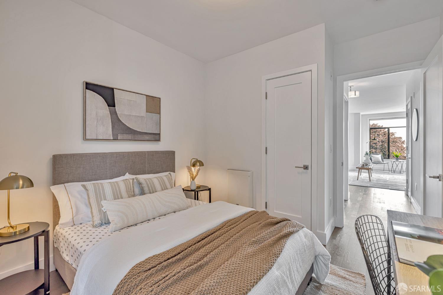 413 Valencia Street # 303