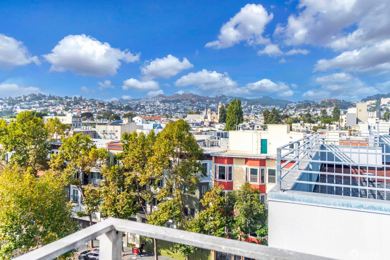 413 Valencia Street # 303