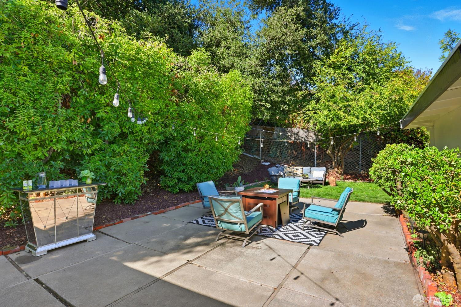 656 Pebble Drive, El Sobrante