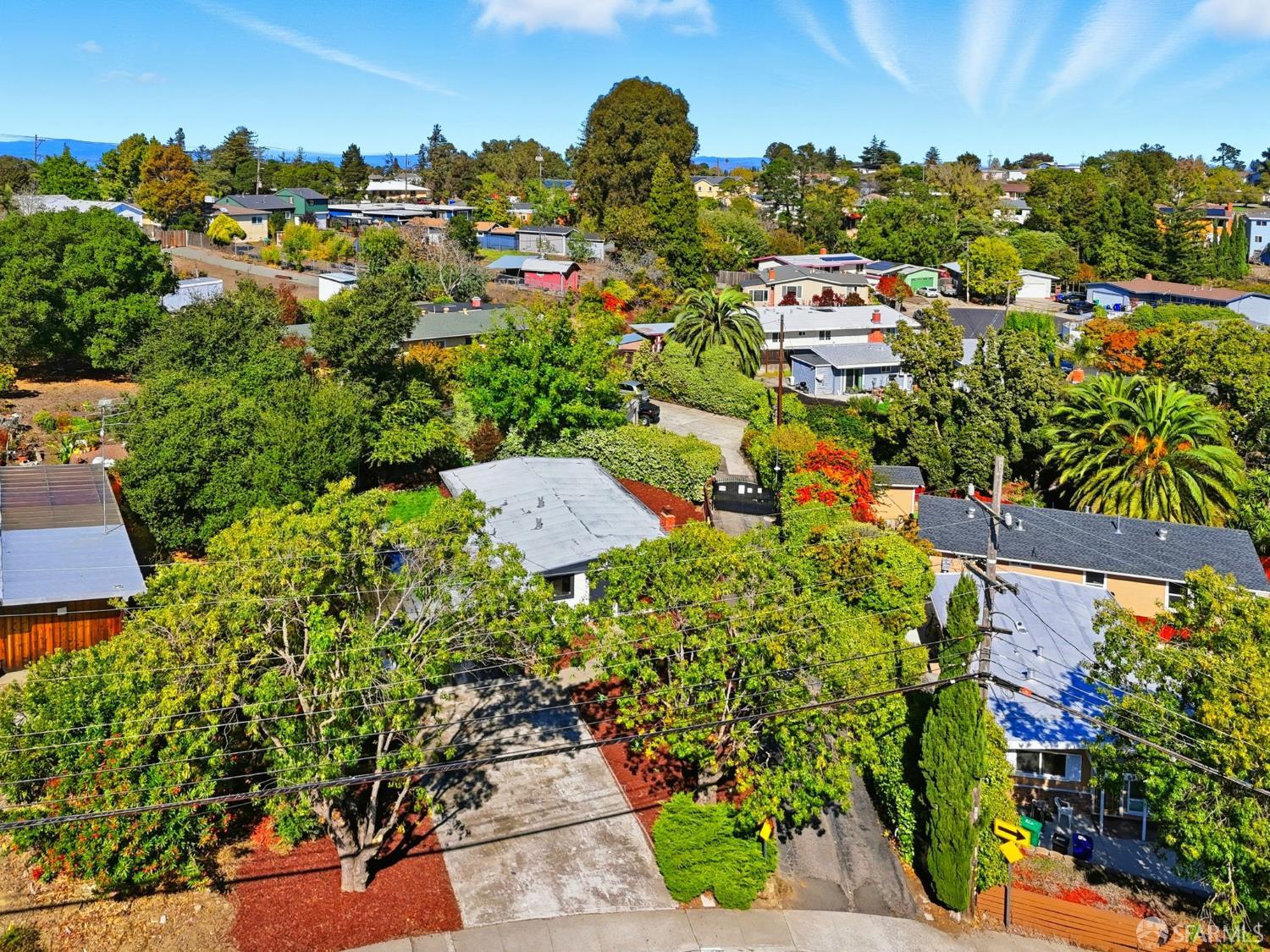 656 Pebble Drive, El Sobrante