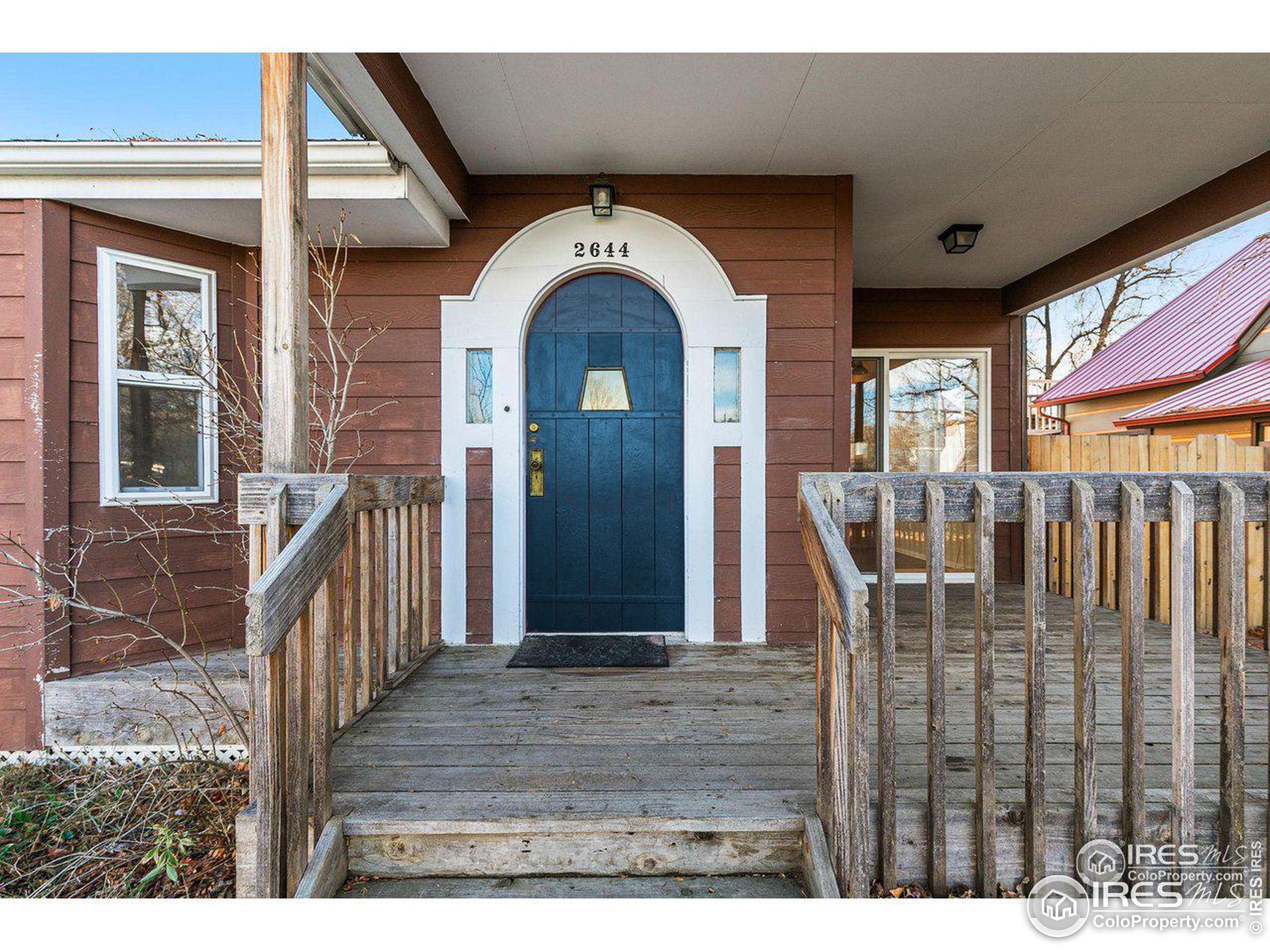 2644 Mapleton Ave