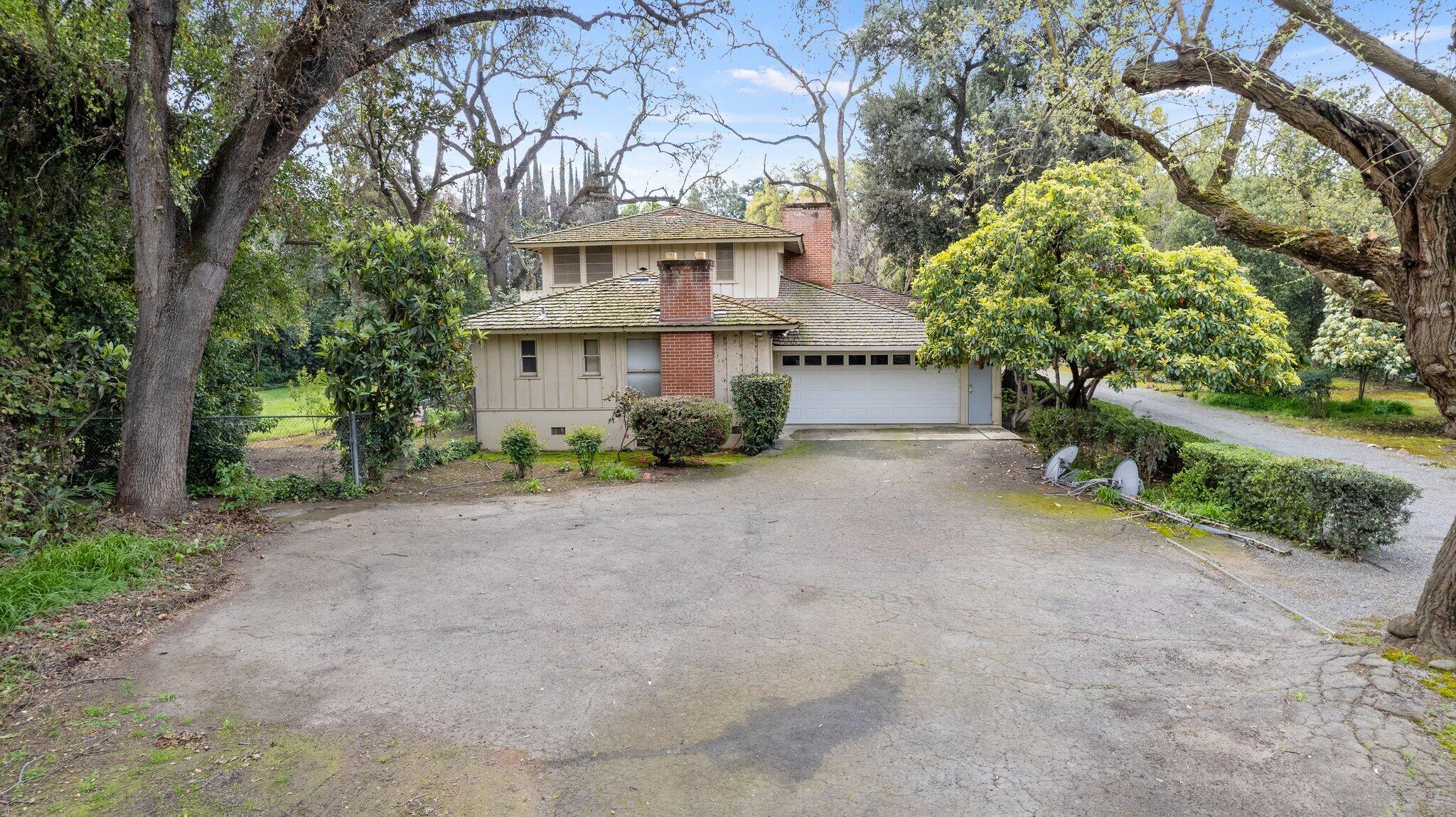 2503 W Green Acres Drive