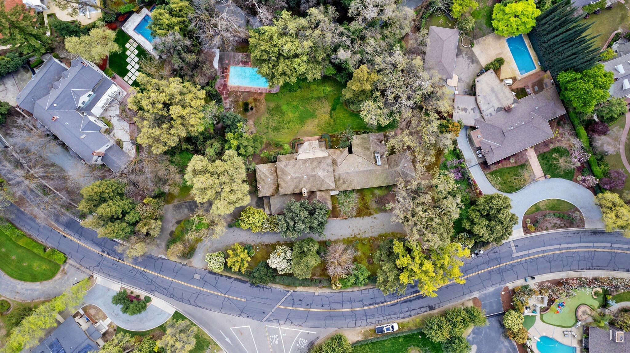 2503 W Green Acres Drive