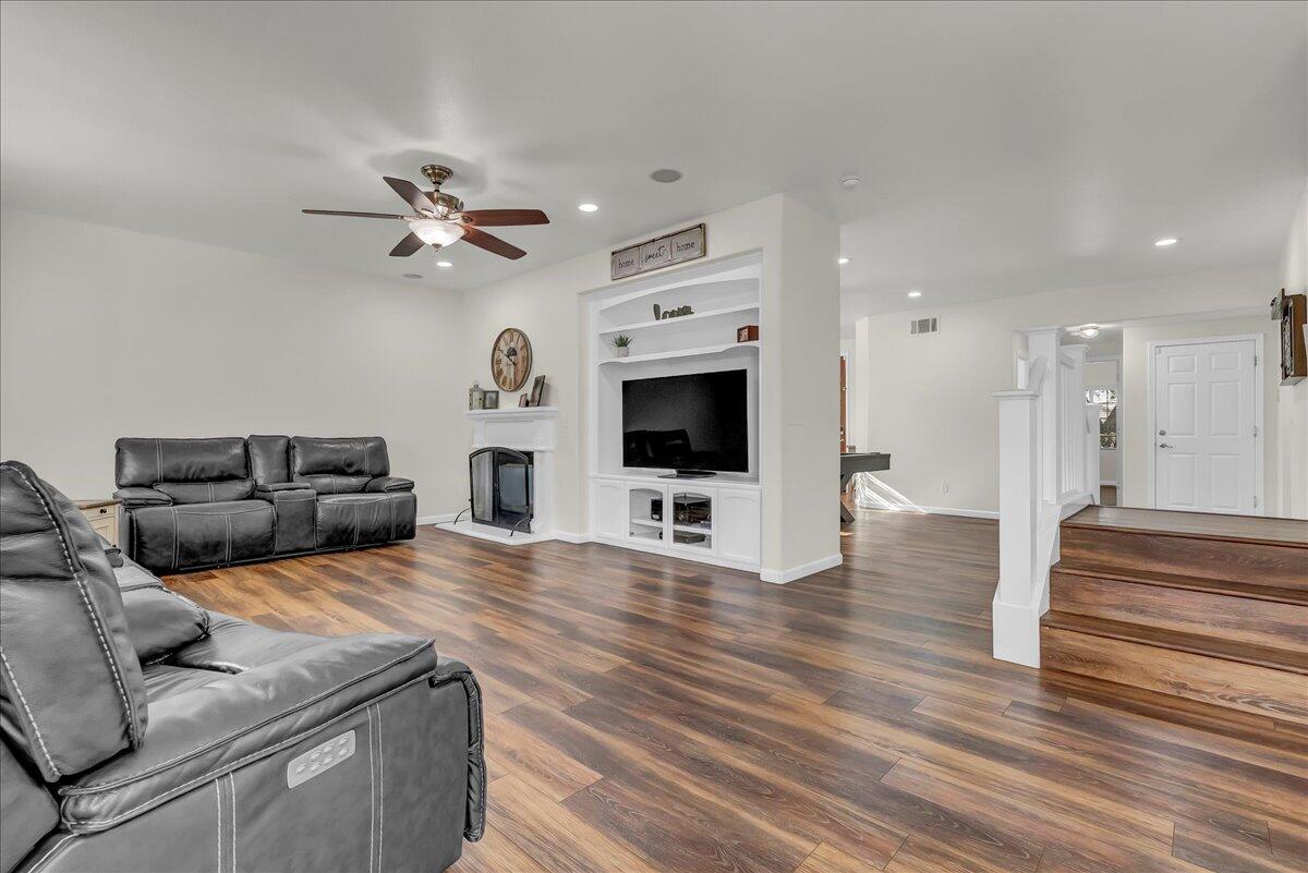 3431 W Taylor Court