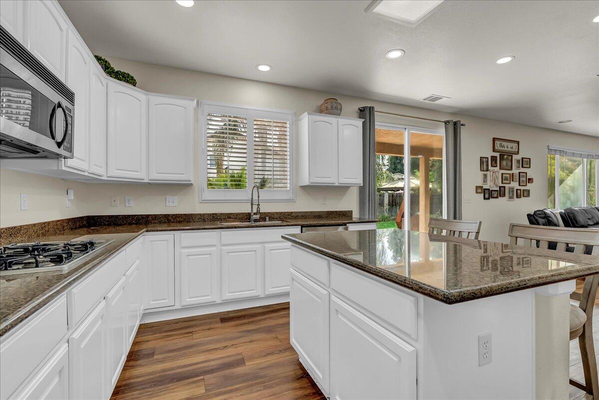 3431 W Taylor Court