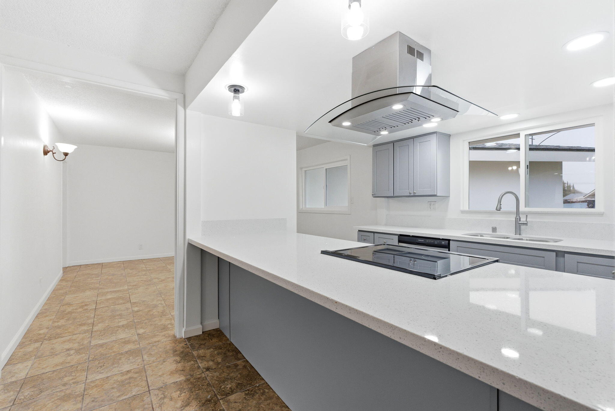 179 W Hazelwood Place