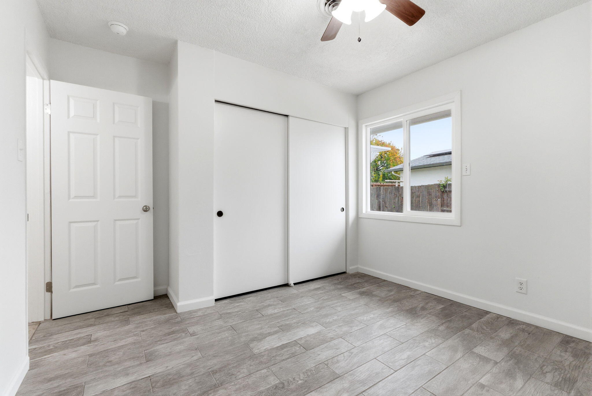 179 W Hazelwood Place