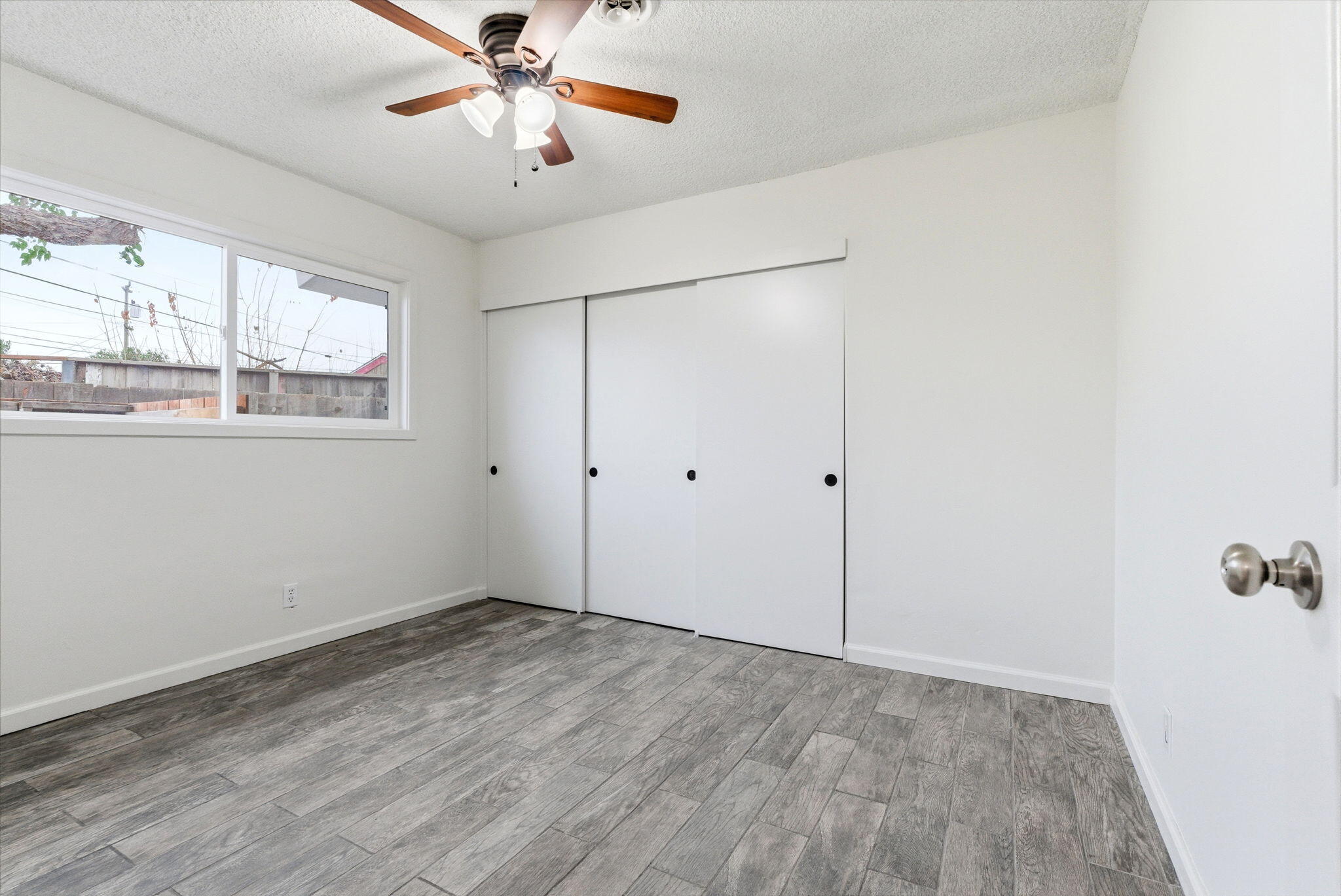 179 W Hazelwood Place