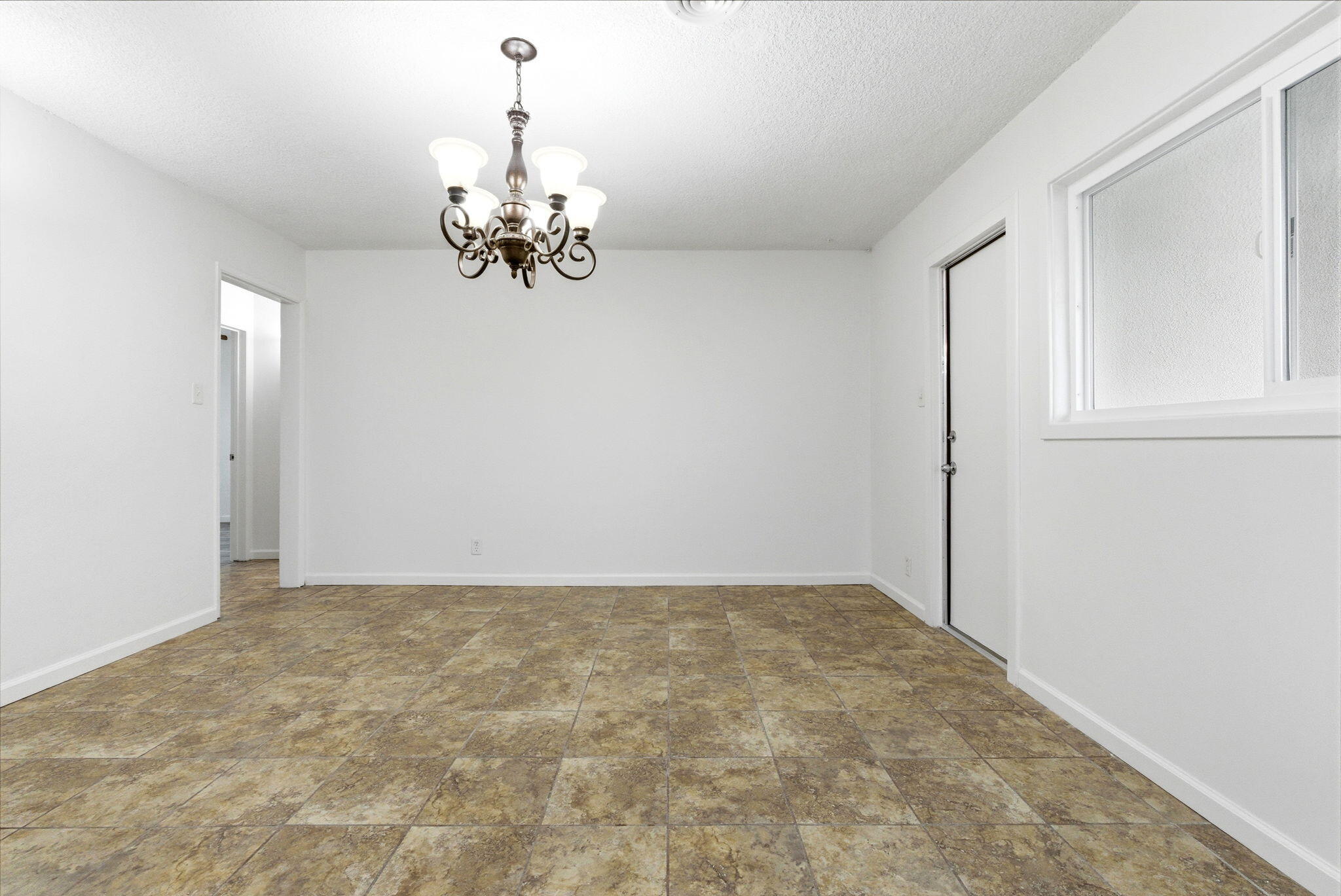 179 W Hazelwood Place