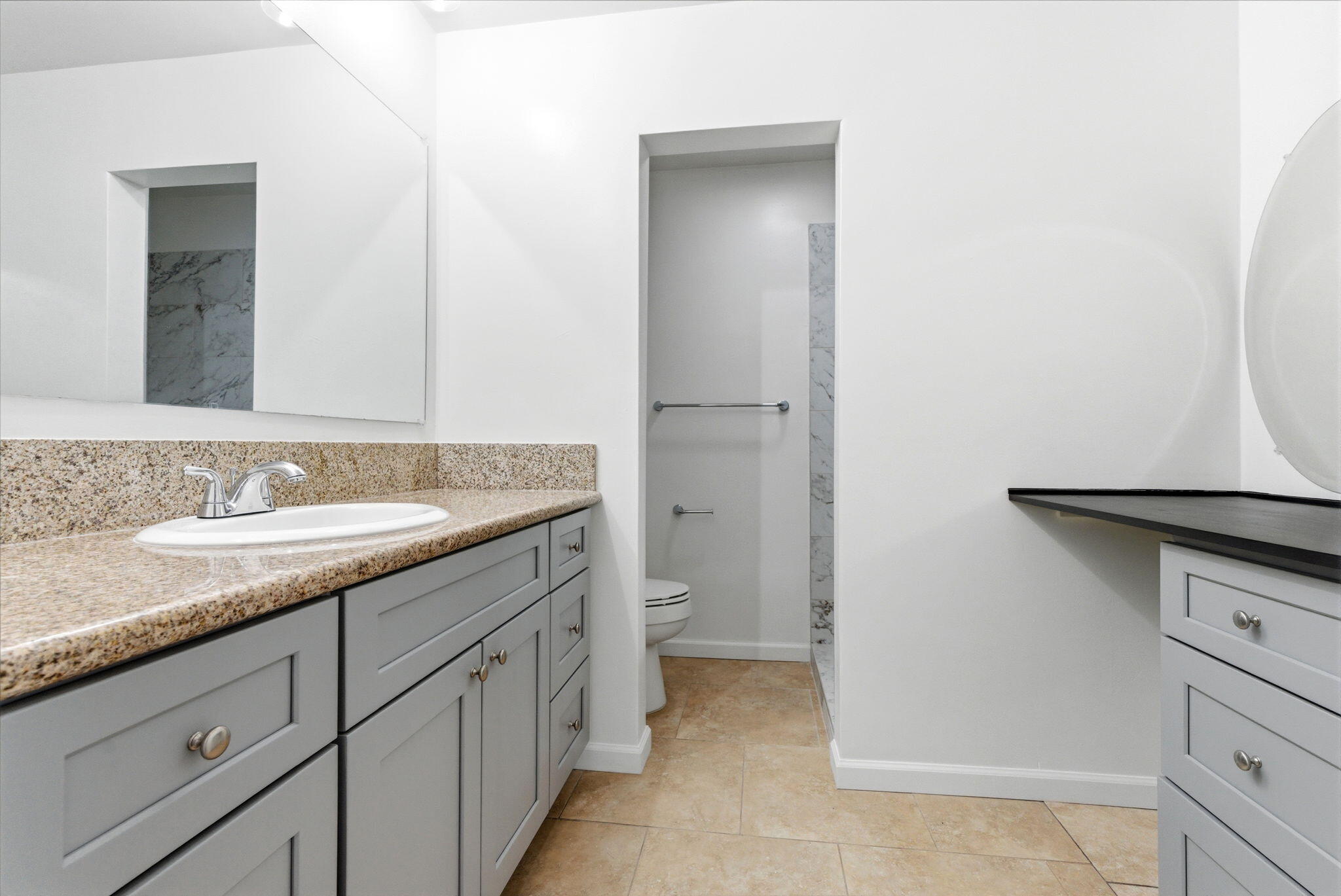 179 W Hazelwood Place