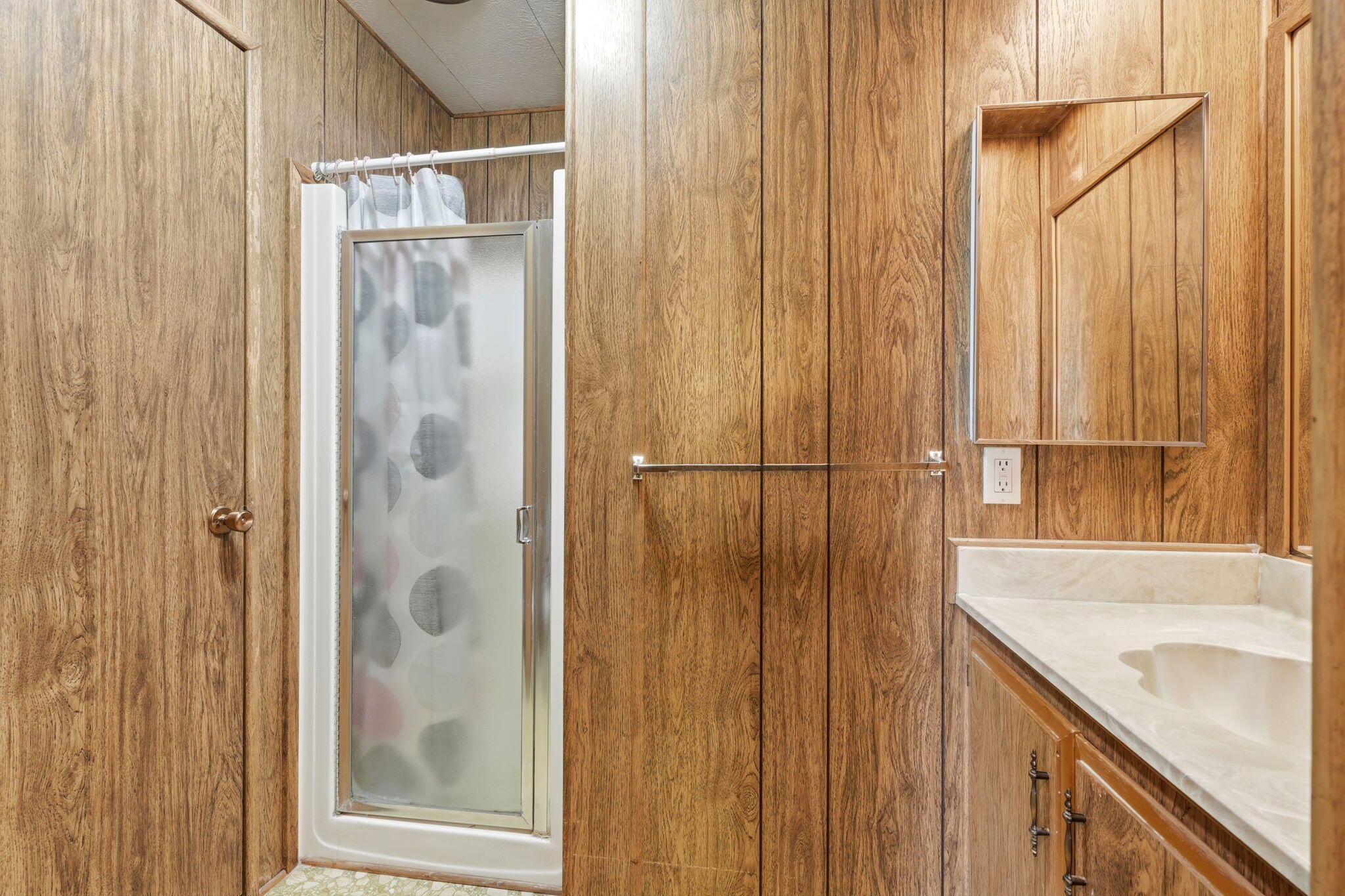 630 W Hermosa Street, Spc 6