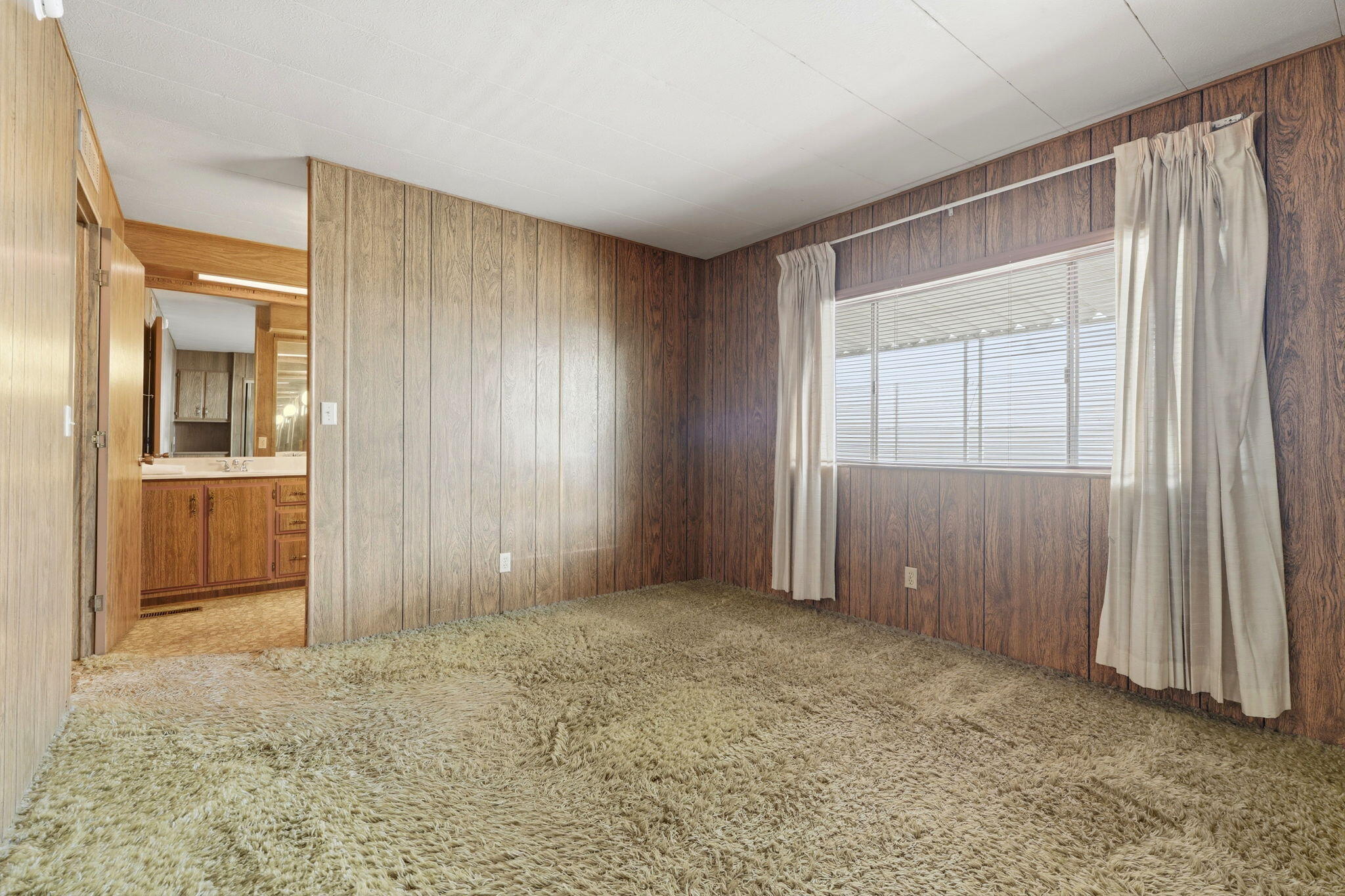 630 W Hermosa Street, Spc 6