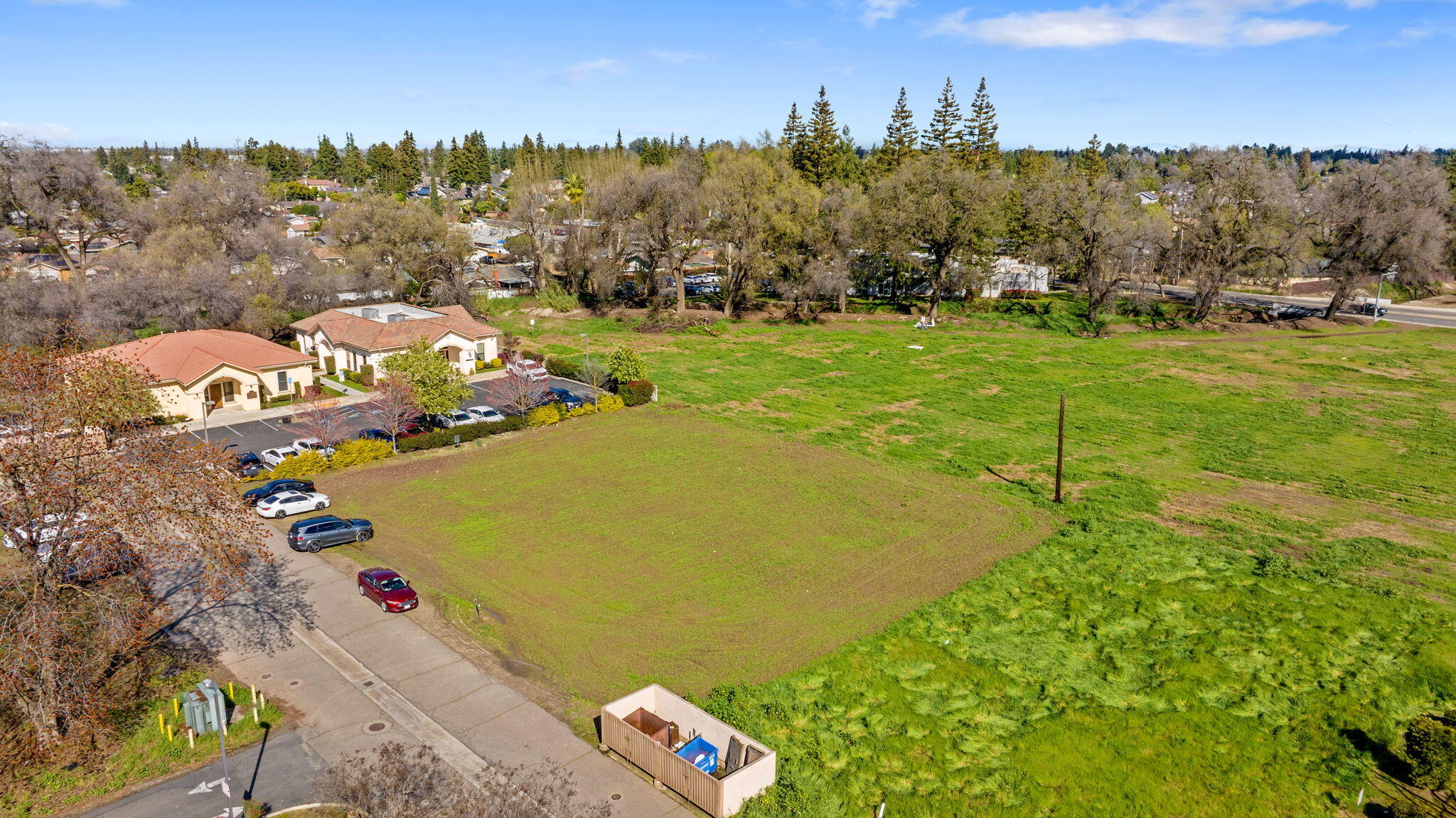 4232 W Mineral King Avenue