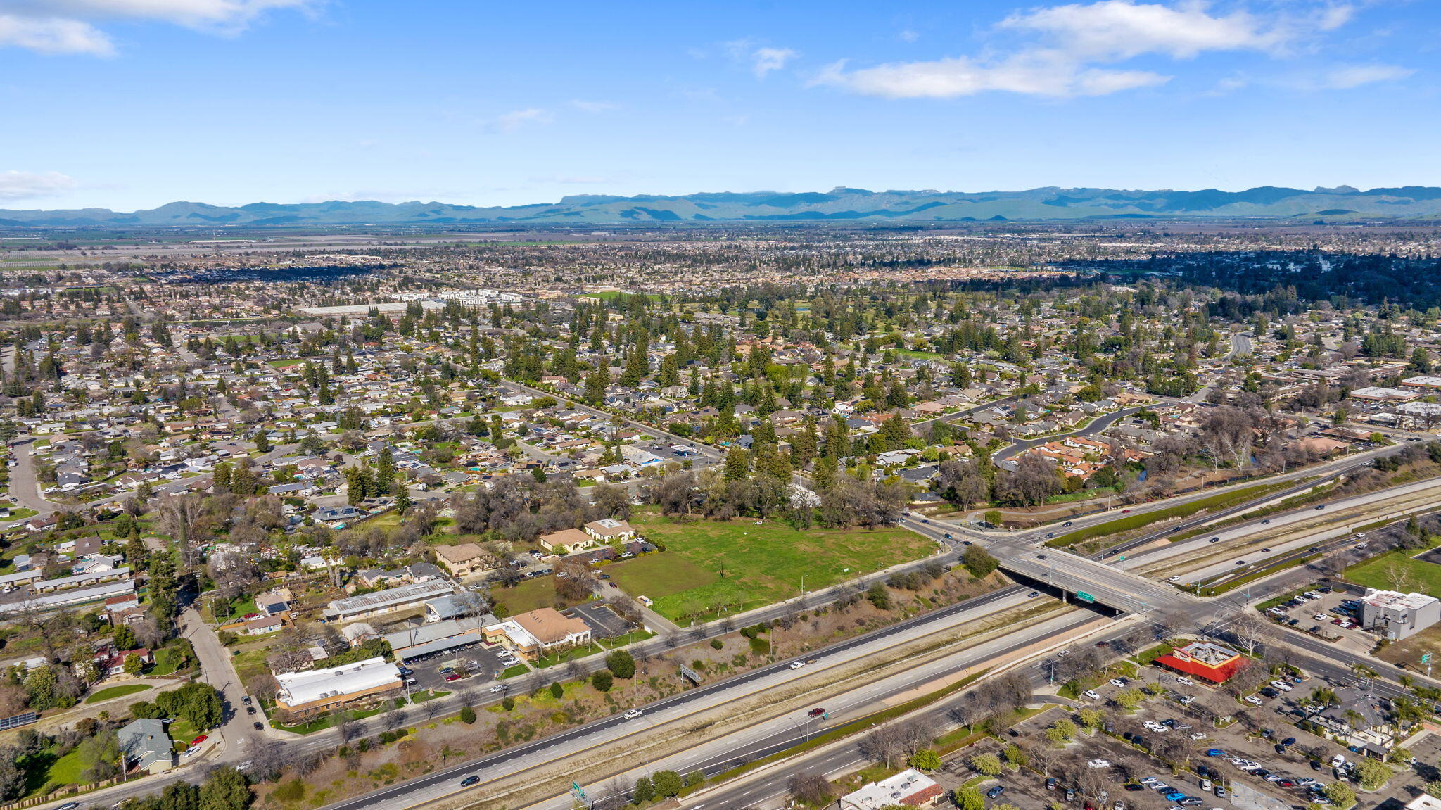 4242 W Mineral King Avenue