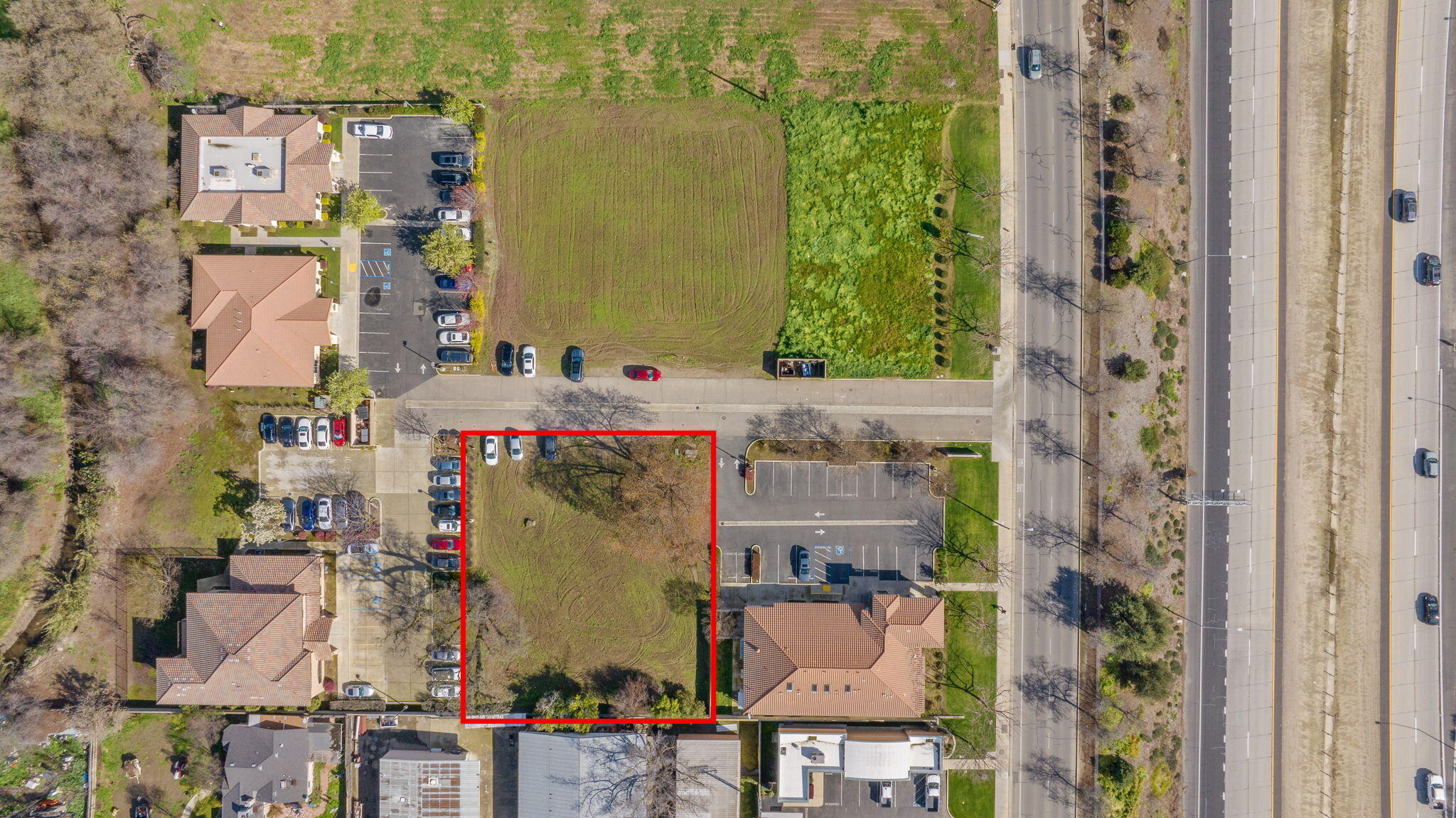 4242 W Mineral King Avenue