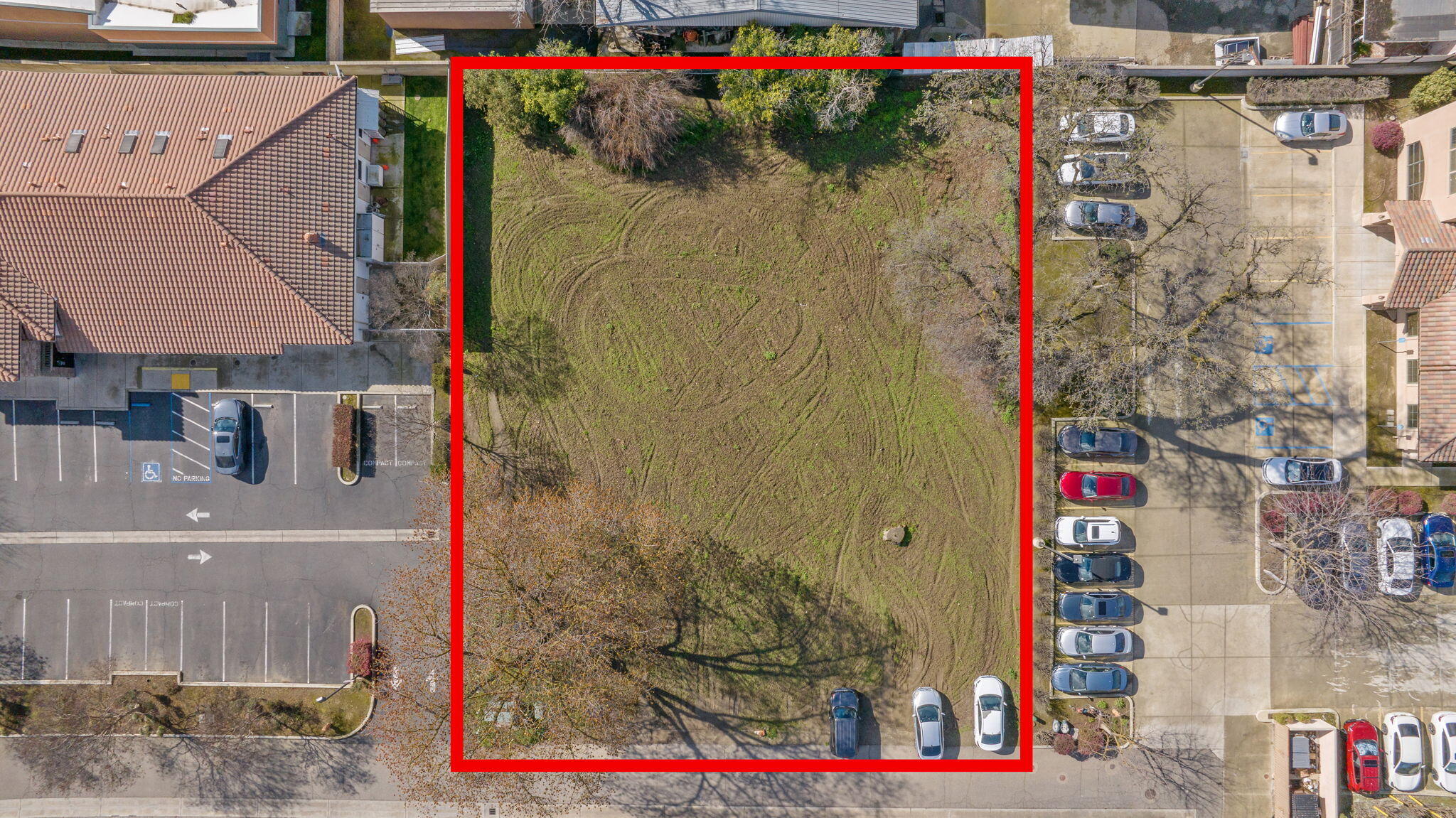 4242 W Mineral King Avenue