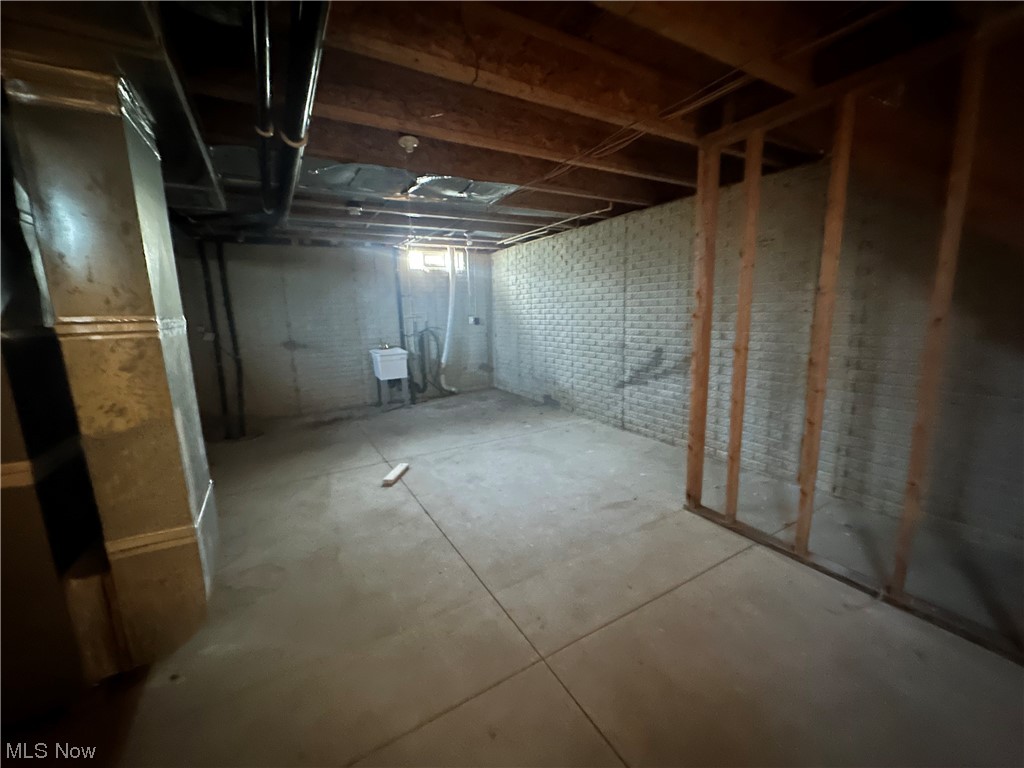 1324 Hamlin Drive