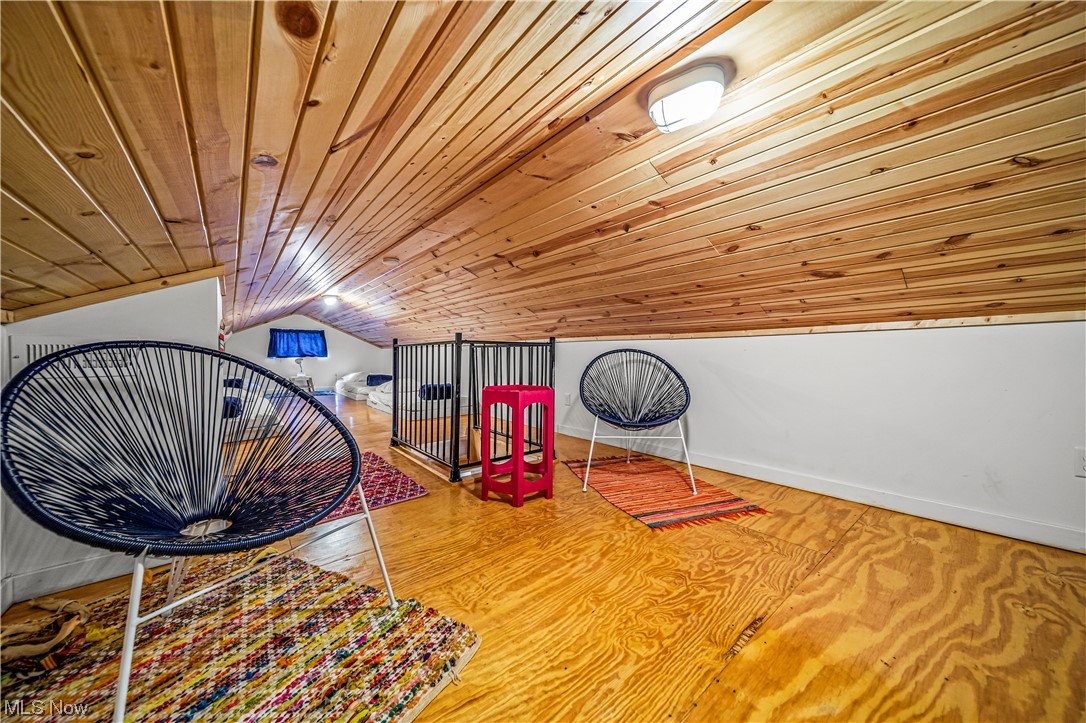 5178 University Drive
