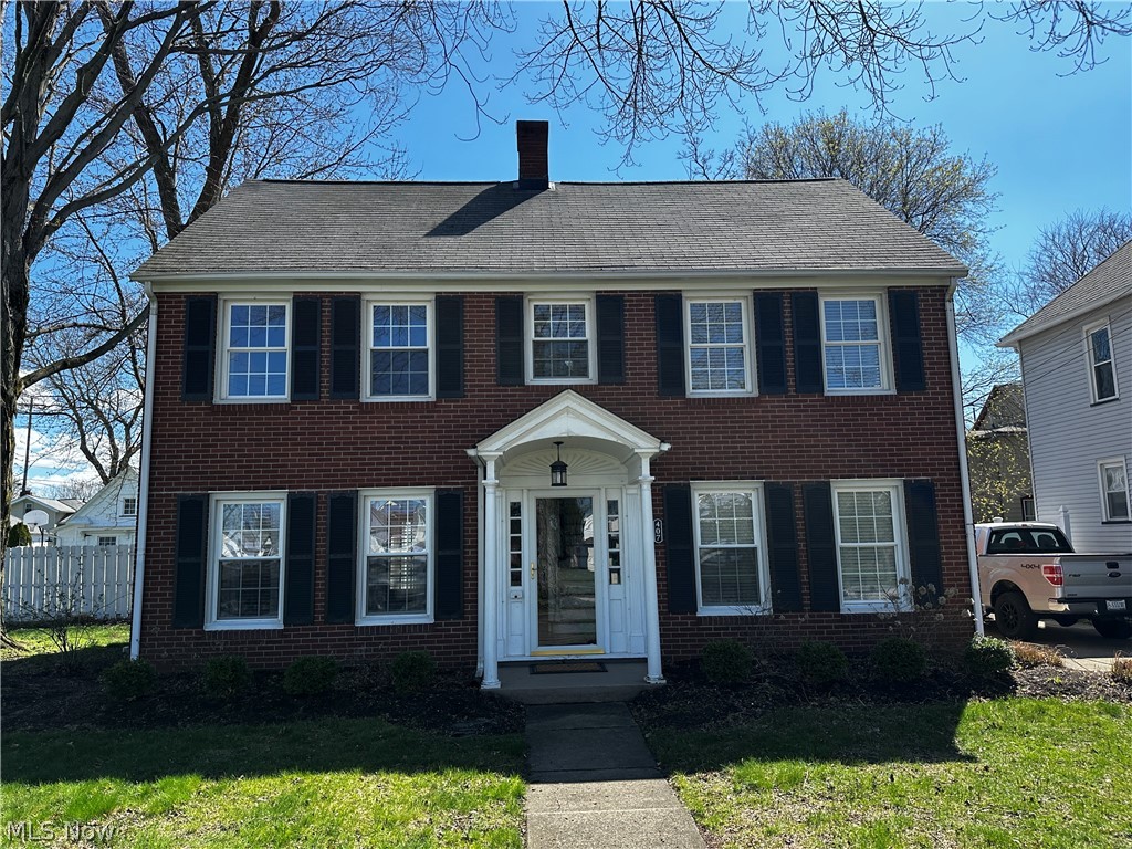 407 Main Street