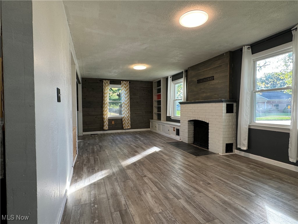 1641 W 19th Street