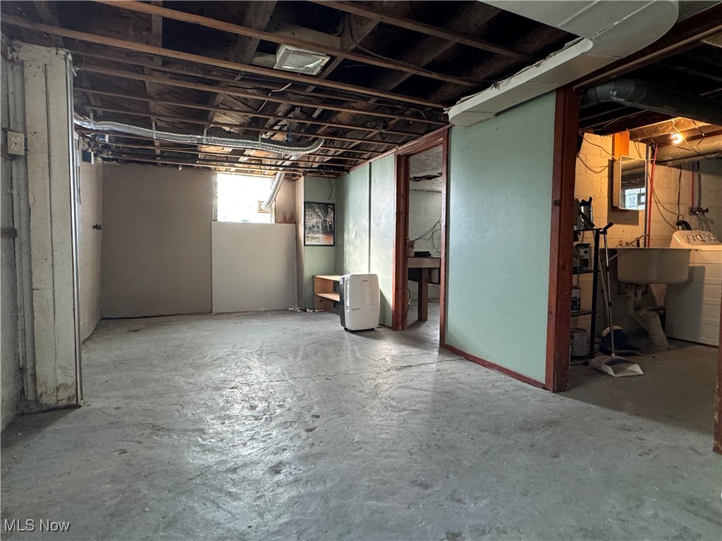 1641 W 19th Street