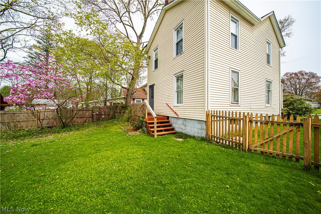 116 S Cedar Street