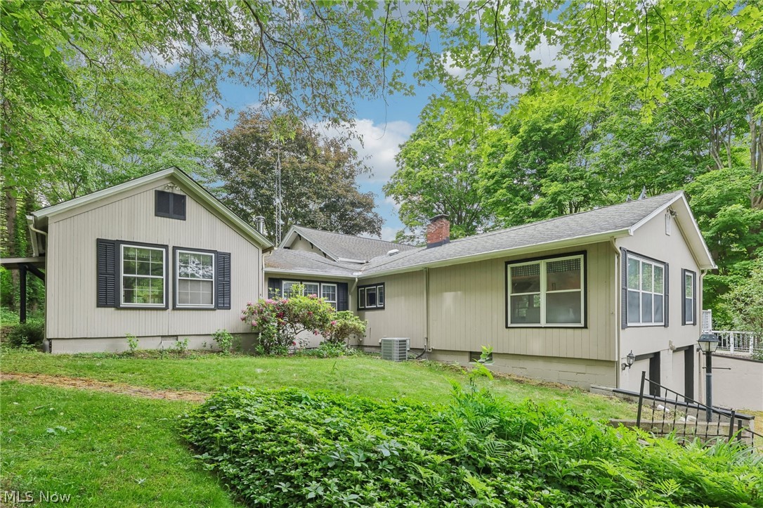2938 S Ridge Road W