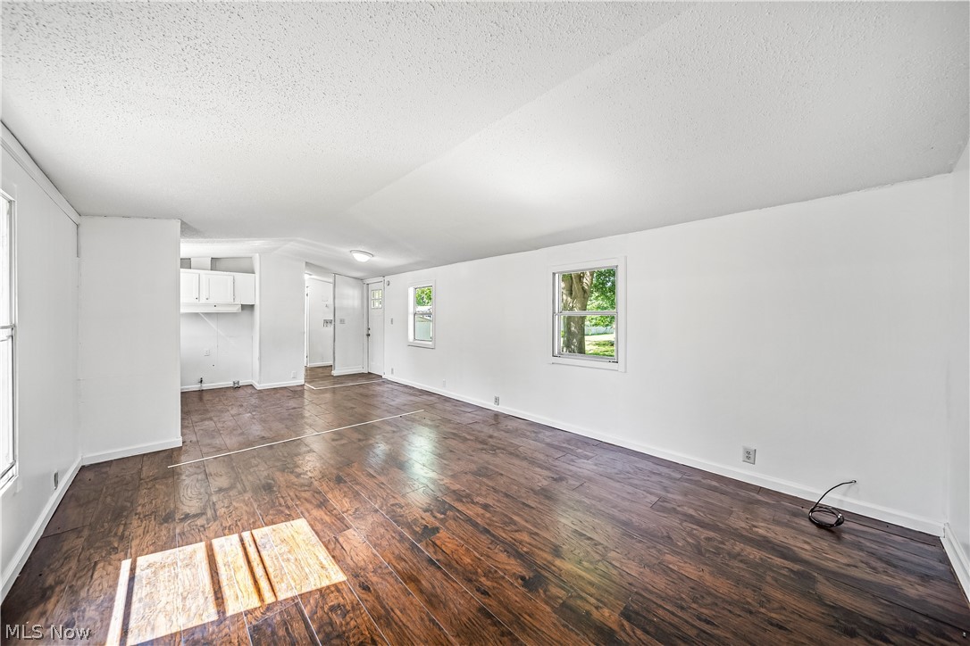 3583 Austin Road 84