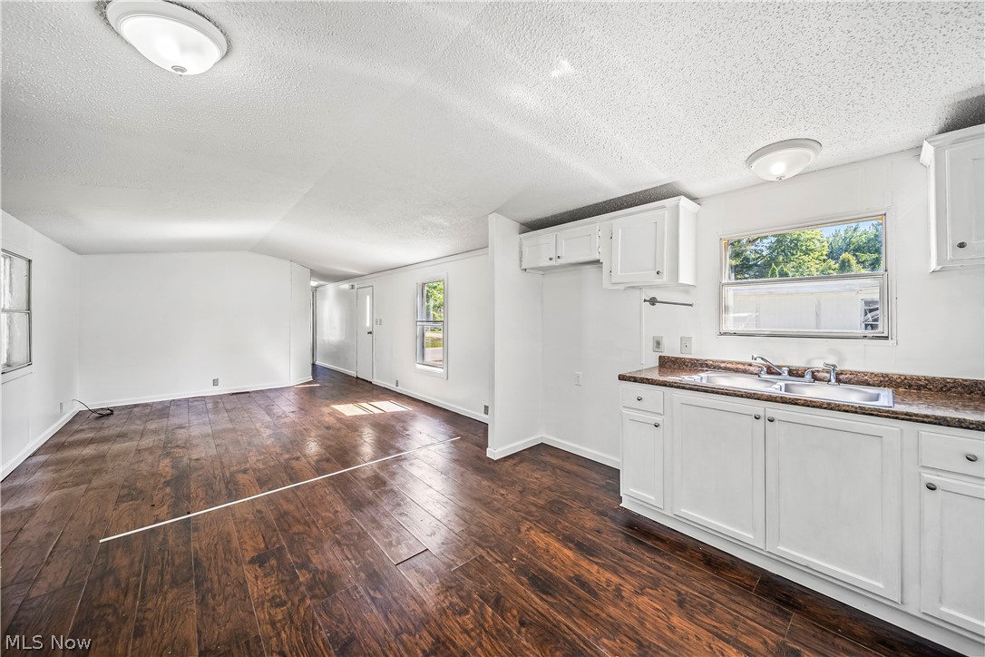 3583 Austin Road 84