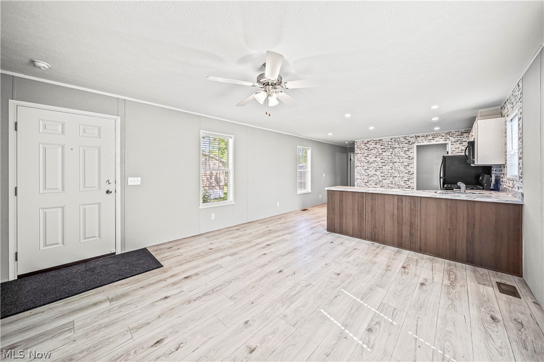 3583 Austin Road 7