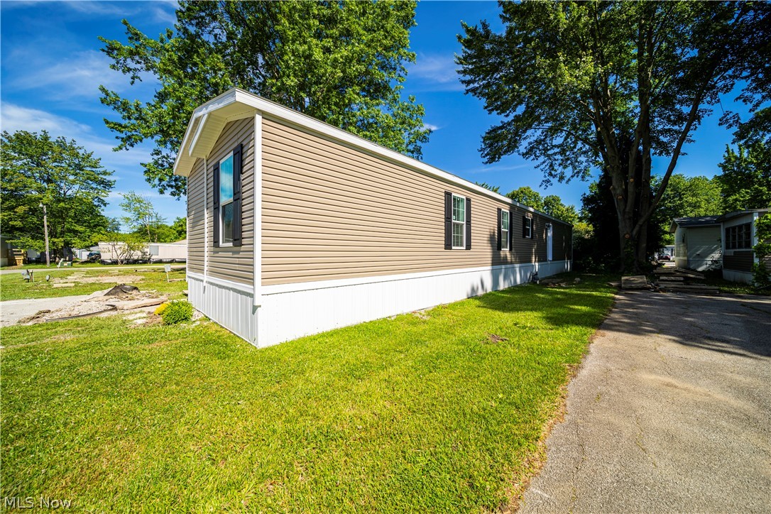 3583 Austin Road 7