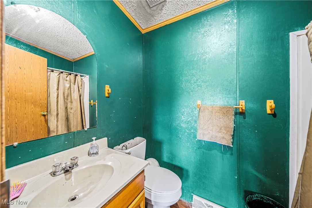 1055 E Morgan